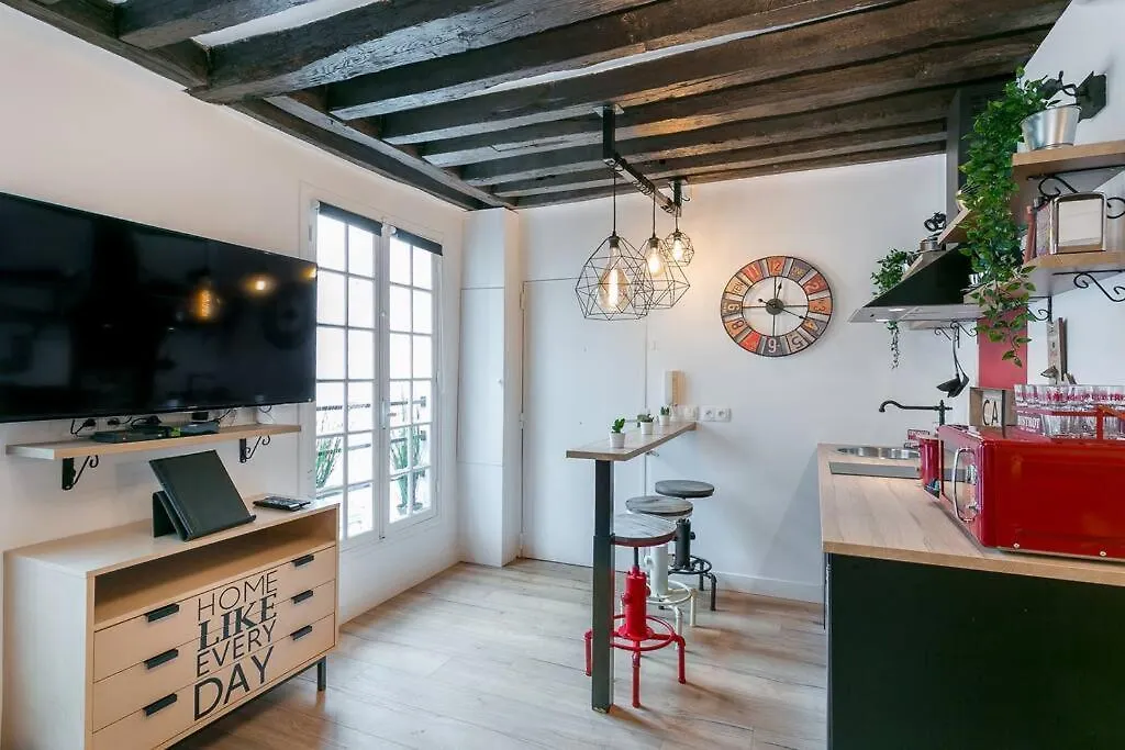 M1 - Magnificent Studio In Le Marais'S Heart Párizs Apartman